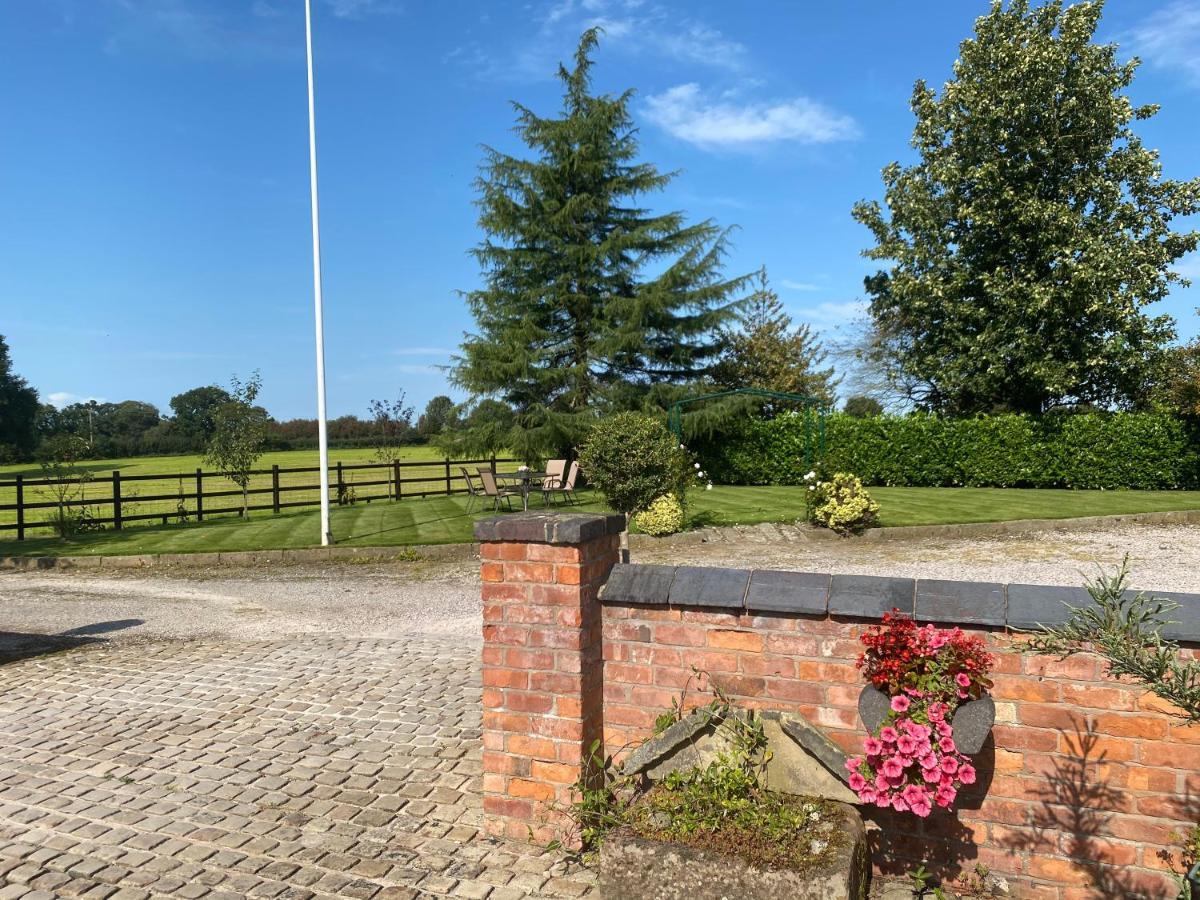 Bank Farm Cottages Nantwich Εξωτερικό φωτογραφία